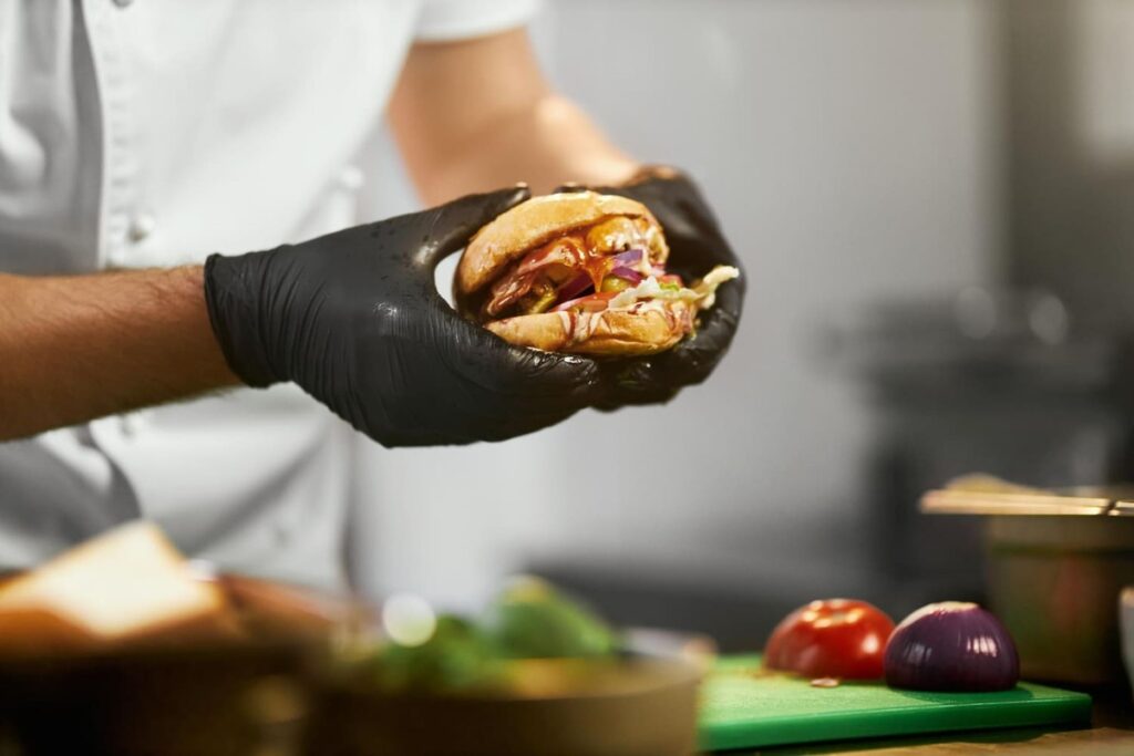 7 problemas que um foodservice não pode deixar acontecer (e o que cobrar do seu distribuidor)